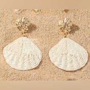 Elegant Cream and Gold Woven Earrings